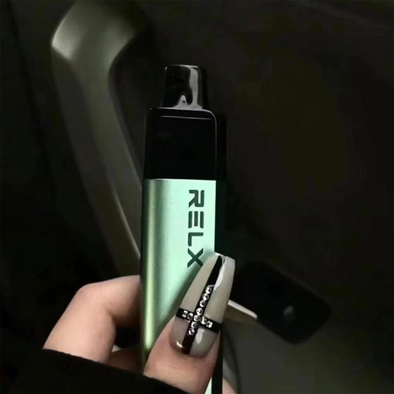 Die Magie von e.l.f. Halo Glow Liquid erleben