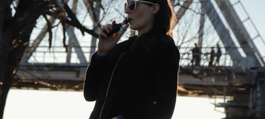 Entdecken Sie e-cigarettes und finden Sie günstige HHC Vape Einweg Angebote für das ultimative Dampferlebnis