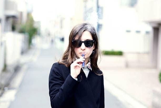 E-Cigarettes Online entdecken – Ratgeber, Tests und das passende e zigarette mit liquid set finden