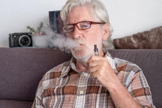 Einweg Vapes im Alltagscheck – wie gefährlich sind e zigaretten wirklich und welche Folgen drohen