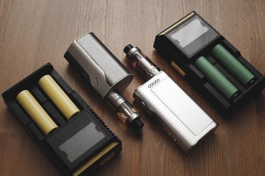 E-Zigaretten im Test Wie sicher sind E-Zigaretten Nebenwirkungen und Erfahrungen bei der Nutzung von E-Zigaretten entdecken