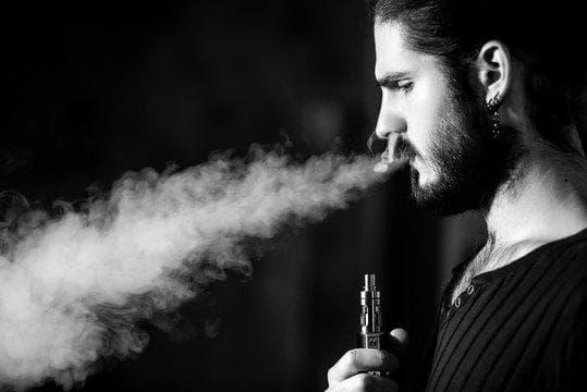Entdecken Sie die besten Vape Shop Angebote für e Zigarette gegen Haarausfall jetzt im Vape Shop kaufen und Haarausfall effektiv bekämpfen